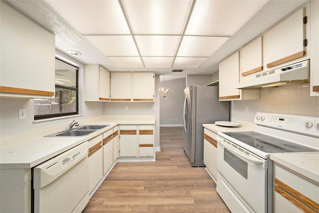 814 SATINLEAF AVENUE, Oldsmar, FL 34677