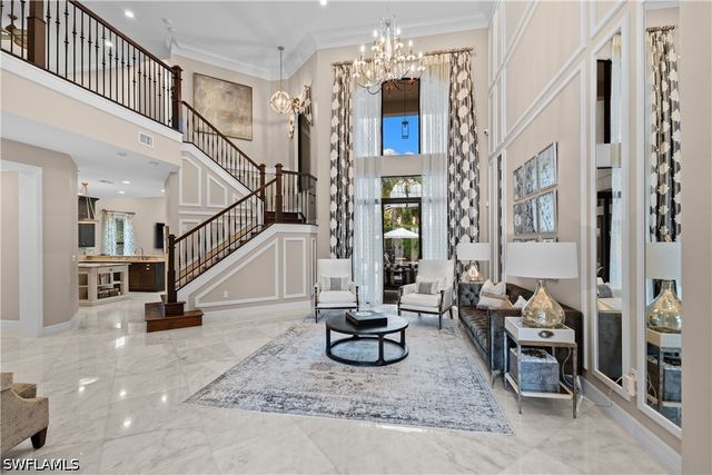3999 Bering CT, Naples, FL 34119