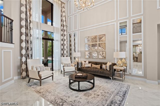 3999 Bering CT, Naples, FL 34119