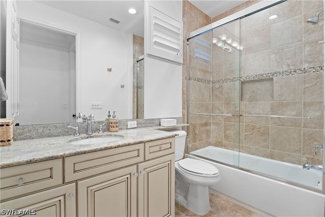 3999 Bering CT, Naples, FL 34119