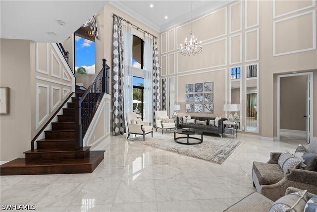 3999 Bering CT, Naples, FL 34119