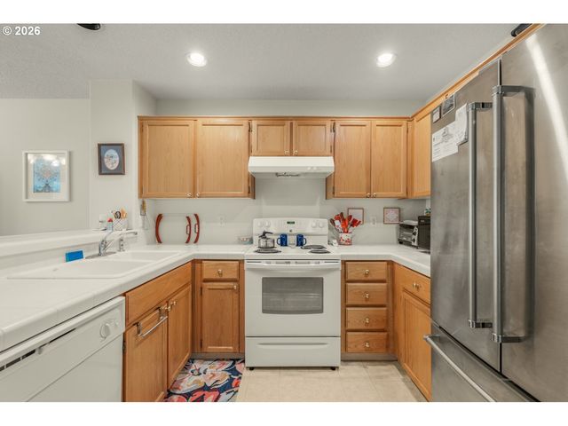 15157 Nw TWOPONDS Dr, Portland, OR 97229