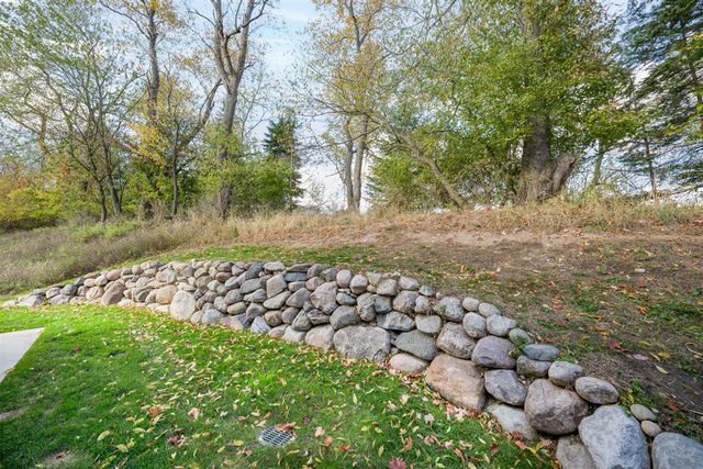 4228 Corvo Trace, Kalamazoo, MI 49006