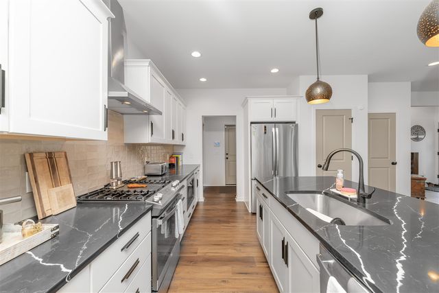 4228 Corvo Trace, Kalamazoo, MI 49006