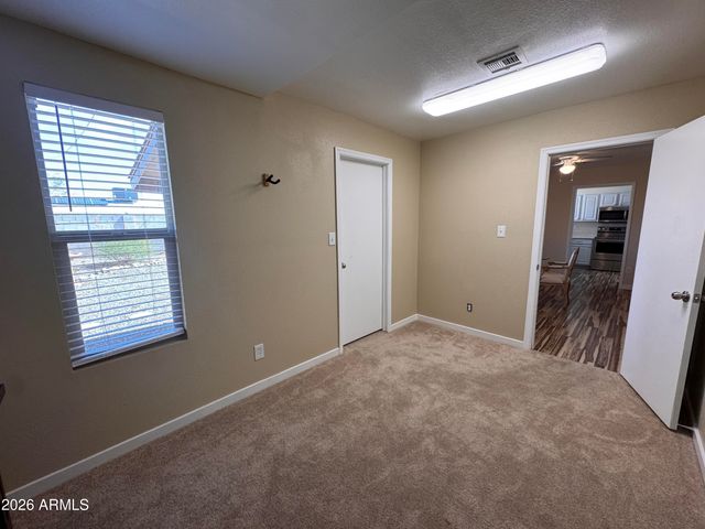 10620 W SNEAD Drive, Sun City, AZ 85351