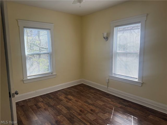 10318 Somerset Avenue, Cleveland, OH 44108