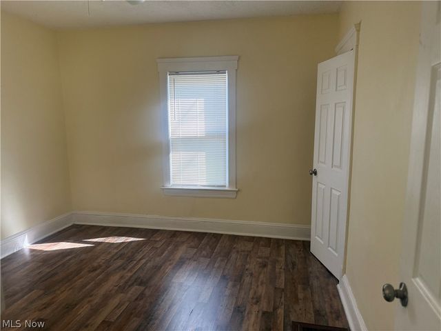 10318 Somerset Avenue, Cleveland, OH 44108