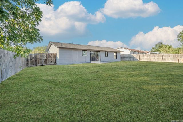 462 HATFIELD ST, San Antonio, TX 78227
