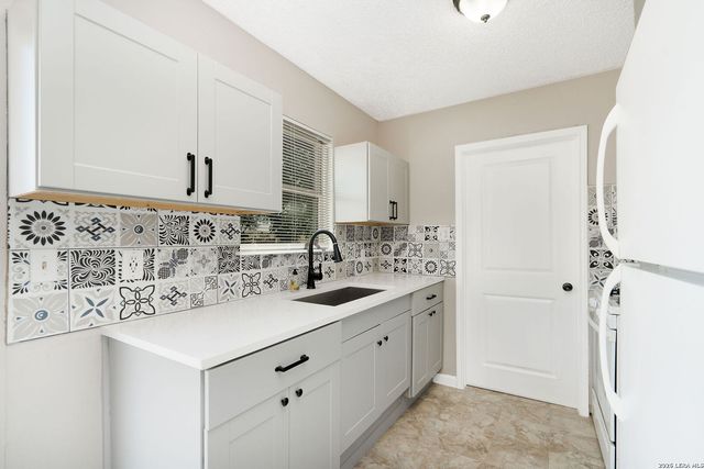462 HATFIELD ST, San Antonio, TX 78227