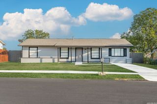 462 HATFIELD ST, San Antonio, TX 78227