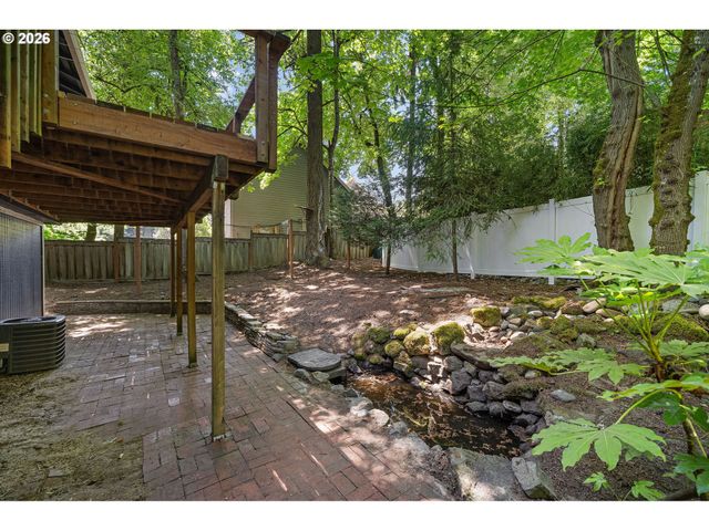 16351 PACIFIC Hwy, Lake Oswego, OR 97034