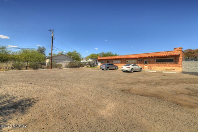 4004 N Romero Road, Tucson, AZ 85705