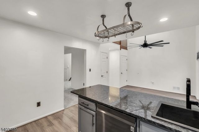 189 Kemper Ct, Independence Twp., NJ 07840