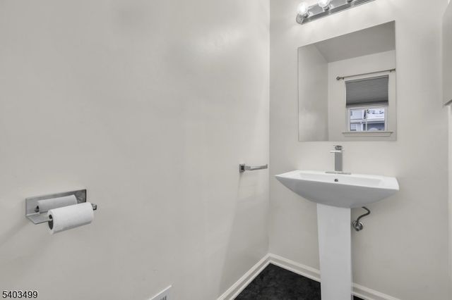 189 Kemper Ct, Independence Twp., NJ 07840