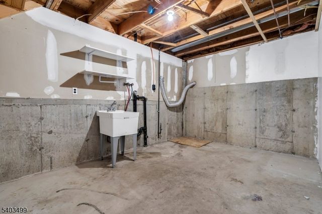 189 Kemper Ct, Independence Twp., NJ 07840