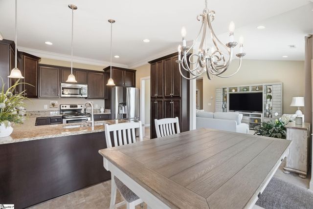 126 Alberta Circle, Piedmont, SC 29673