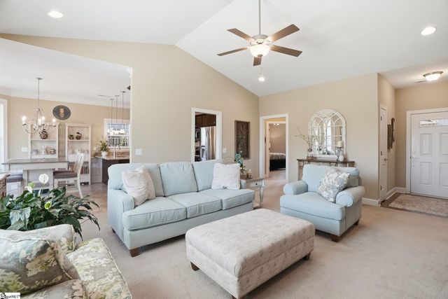 126 Alberta Circle, Piedmont, SC 29673