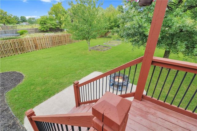 11512 E 207th Street, Peculiar, MO 64078