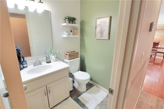 11512 E 207th Street, Peculiar, MO 64078