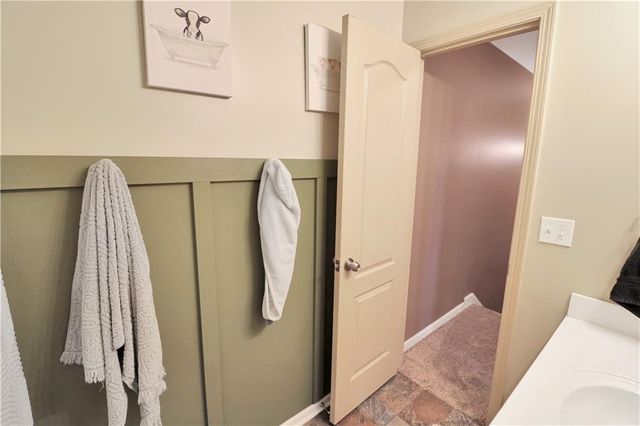 11512 E 207th Street, Peculiar, MO 64078