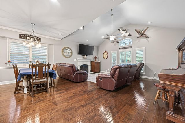 225 Skipper Jack, Montgomery, TX 77316