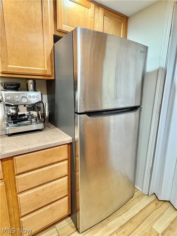 6910 Carriage Hill Drive 103, Brecksville, OH 44141