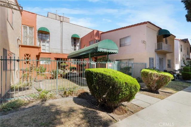4261 Leimert Boulevard, Los Angeles, CA 90008