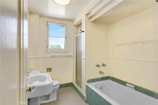 4261 Leimert Boulevard, Los Angeles, CA 90008