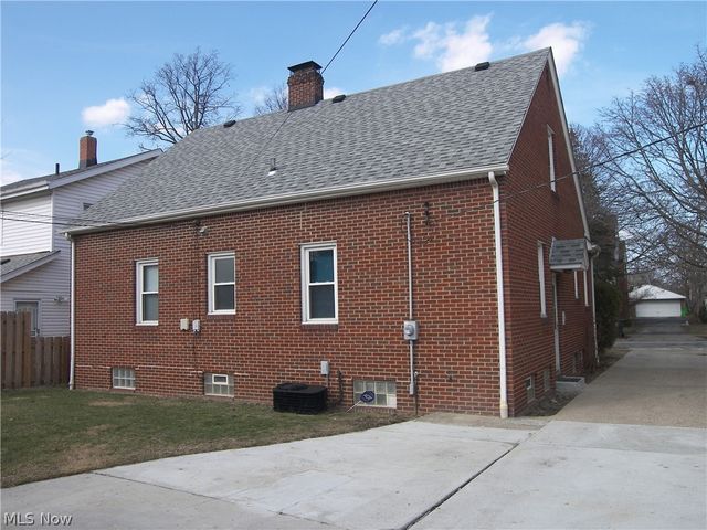 19070 Meredith Avenue, Euclid, OH 44119