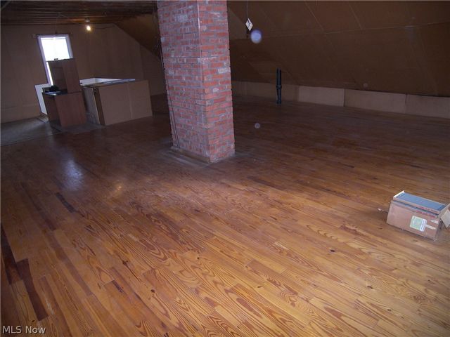 19070 Meredith Avenue, Euclid, OH 44119