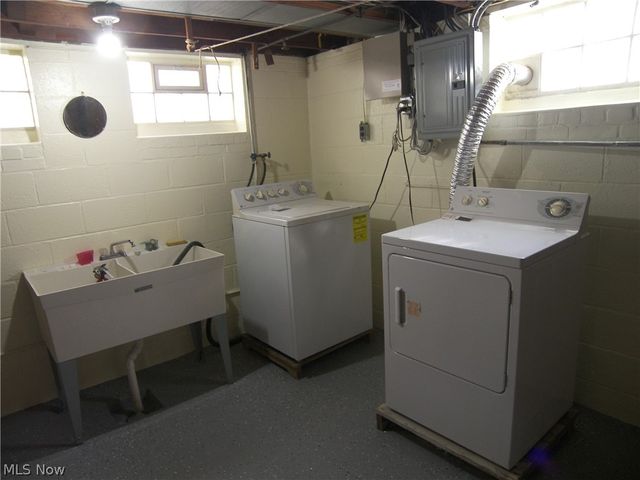 19070 Meredith Avenue, Euclid, OH 44119