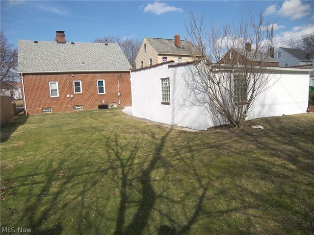 19070 Meredith Avenue, Euclid, OH 44119