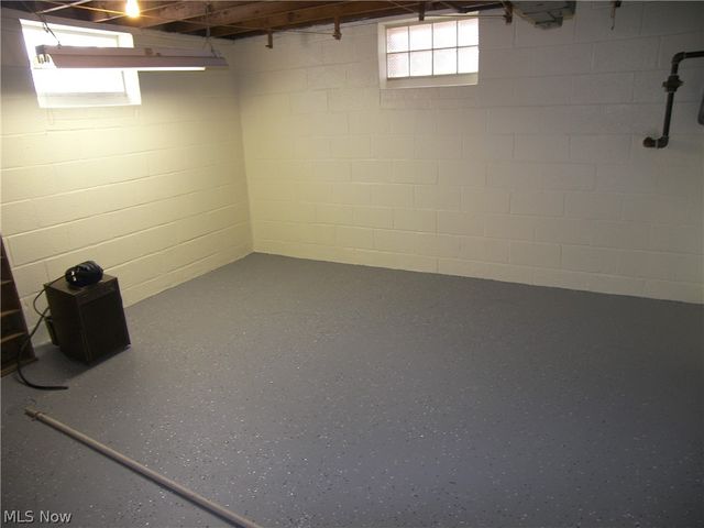 19070 Meredith Avenue, Euclid, OH 44119