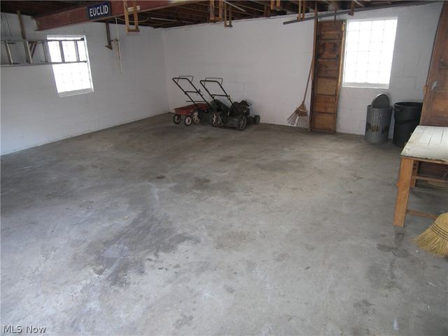 19070 Meredith Avenue, Euclid, OH 44119