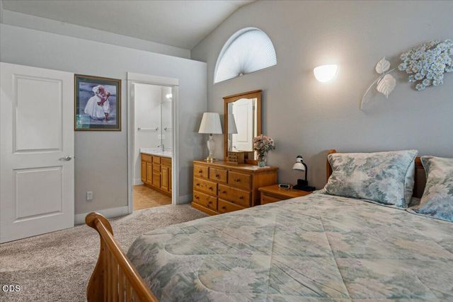 2415 NW 13th Street, Redmond, OR 97756