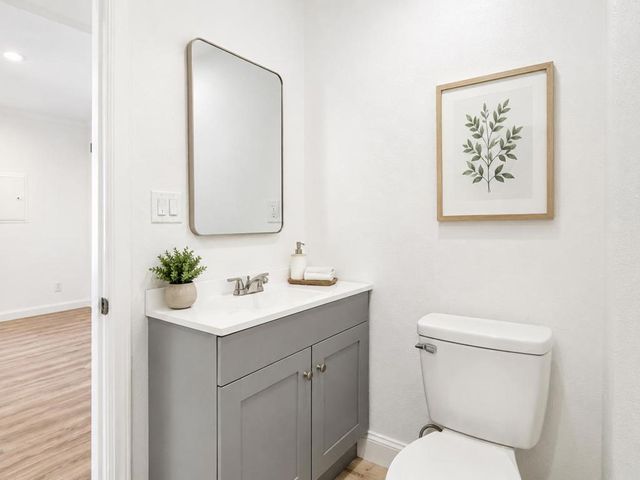 871 37th Street, Emeryville, CA 94608