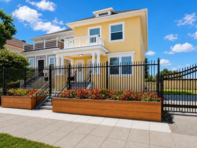 871 37th Street, Emeryville, CA 94608