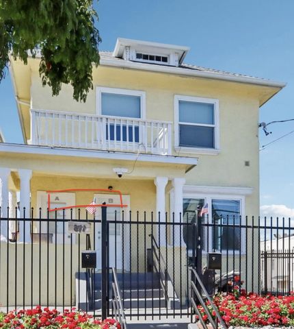 871 37th Street, Emeryville, CA 94608