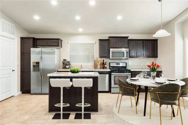 1245 W Cienega 19, San Dimas, CA 91773