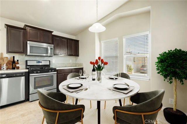 1245 W Cienega 19, San Dimas, CA 91773