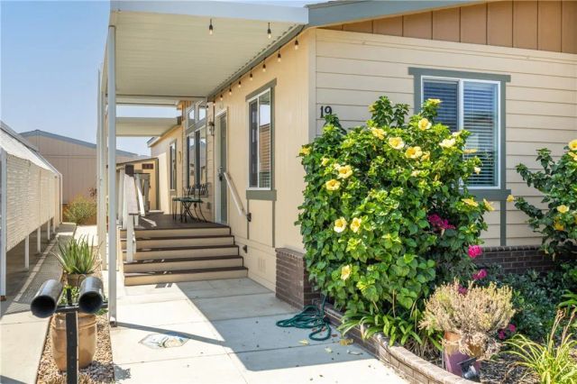 1245 W Cienega 19, San Dimas, CA 91773