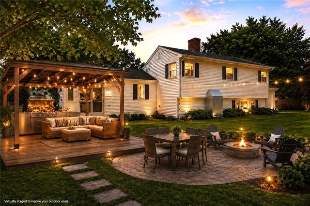 117 Canonchet Drive, Portsmouth, RI 02871