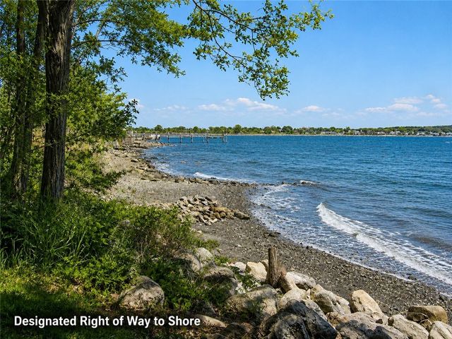 117 Canonchet Drive, Portsmouth, RI 02871