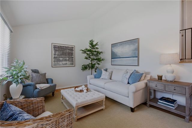 117 Canonchet Drive, Portsmouth, RI 02871