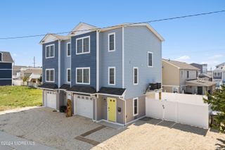 257 Dewey Drive, B, Toms River, NJ 08753