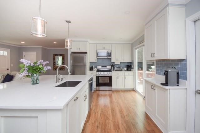 39 Grafton Street, Newport, RI 02840