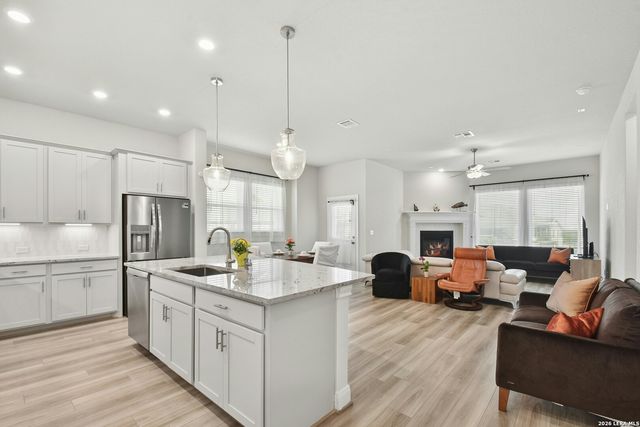 12125 Vine Blossom, Schertz, TX 78154