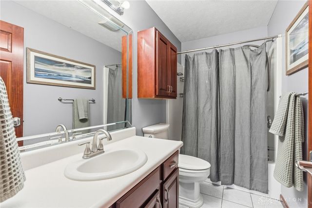 1778 Ash Meadow Court, Beavercreek, OH 45385