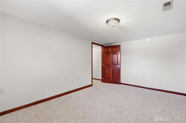 1778 Ash Meadow Court, Beavercreek, OH 45385