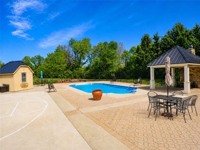 1778 Ash Meadow Court, Beavercreek, OH 45385
